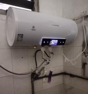 烧水器发臭的原因及解决方法（以旧热水器发出恶臭）