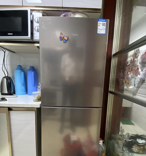 美的冰箱高温后不制冷了（问题分析及解决方法）