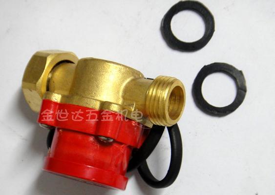热水器开关指示灯红色亮起意味着什么？如何处理？